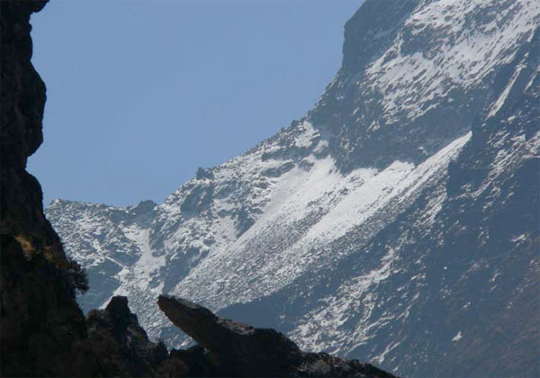 On the trail from Pangboche to Phortse 4000m