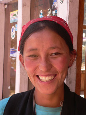 TREK REPORT LANGTANG 2011