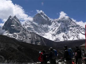 Everest Trekking